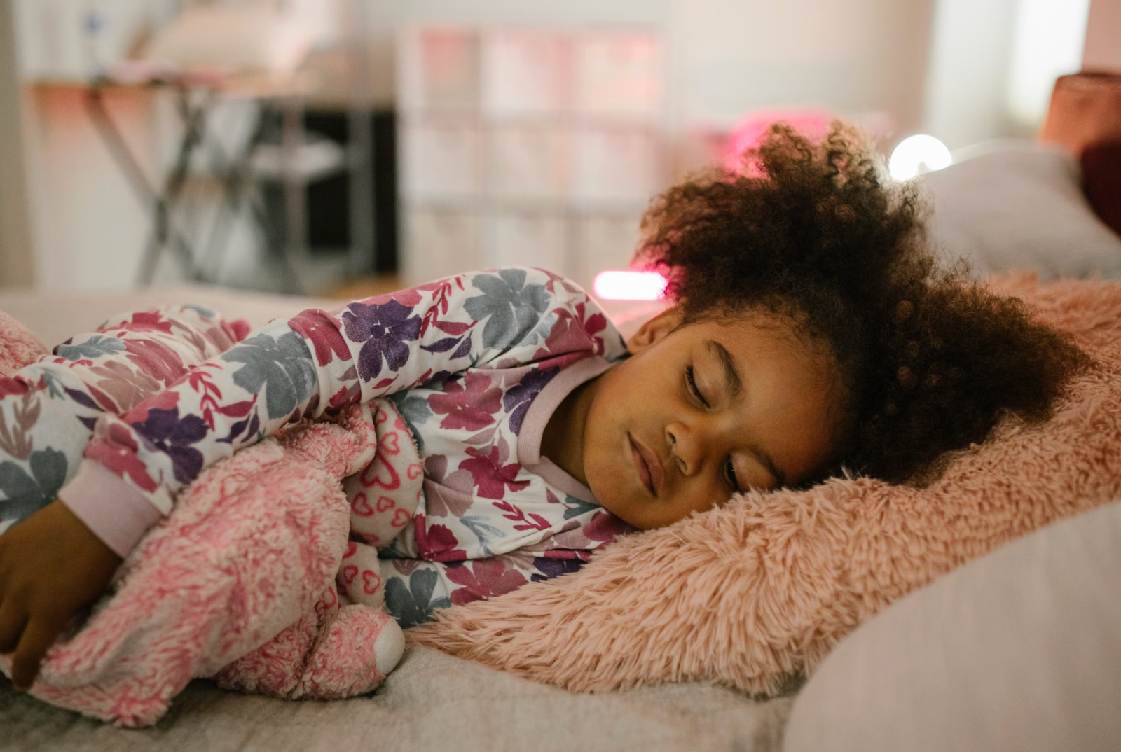 autism and sleep, autism sleep problems, autism bedtime routine, child with autism won't sleep, autism insomnia, sleep strategies for autism, autism sleep regression, melatonin for autism sleep, autism night waking, sensory-friendly bedroom, sleep hygiene autism, autism sleep training